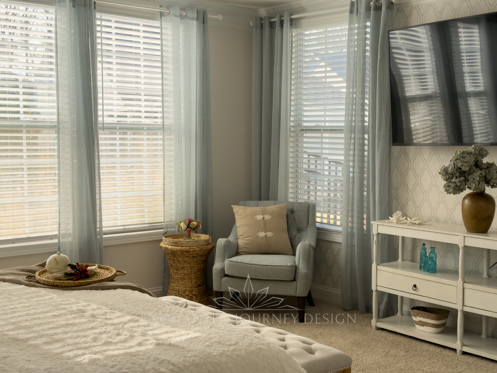 Craft a Stunning Stencil Accent Wall: Ideas & Inspiration